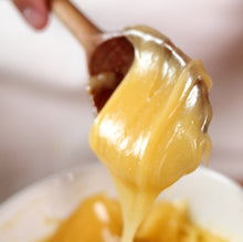 Load image into Gallery viewer, Royal Jelly Honey - Queen Bee Superfood