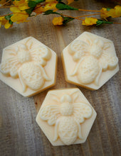 Load image into Gallery viewer, Bee Happy Signature Soap - Honey & Butter Soap - Sweet Citrus Scent