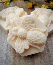 Load image into Gallery viewer, Bee Happy Signature Soap - Honey & Butter Soap - Sweet Citrus Scent