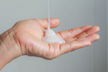 Load image into Gallery viewer, Ultra Soft Body Wash - Plant-Based Natural Ingredients with Raw Honey