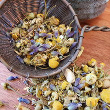 Load image into Gallery viewer, Bee Sleepy Nighttime Tea - Organic Herbal Loose Leaf Tea
